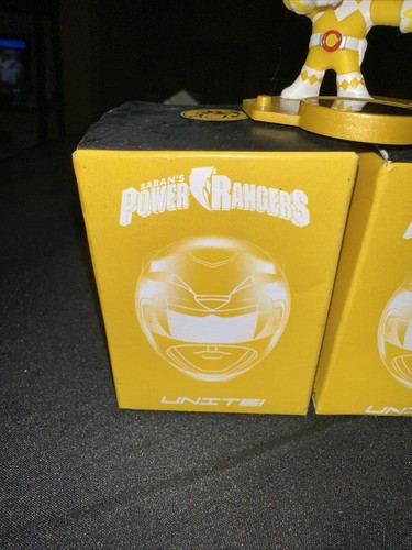 Loot Crate Power Rangers Yellow Ranger Miniature Figure (2017, Exclusive) Lot 3 - Picture 2 of 4