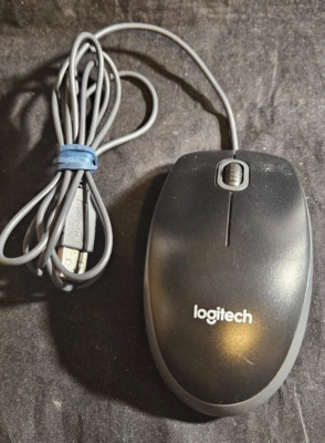 Logitech Wired USB Optical Mouse Black M-U0026 PN: 810-002182 (14975-14978)