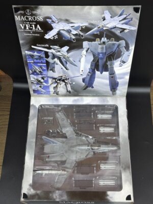 Macross Yamato 1/48 VF-1A Low Visibility Color Limited Version