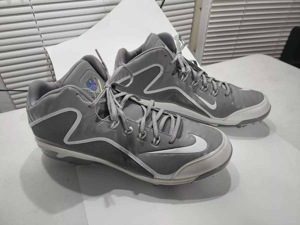 Nike mvp 2025 baseball cleats
