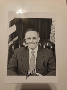 Rudy Giuliani Autographed BxW 5x7 Photo