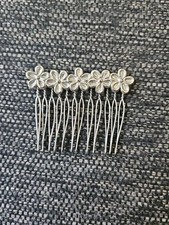 Vintage Silver Tone Flower Design Hair Comb