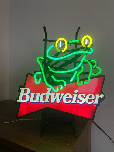 Vintage 1995 Budweiser Frogs neon sign, 17" x 19" by 8" deep, bar wall decor