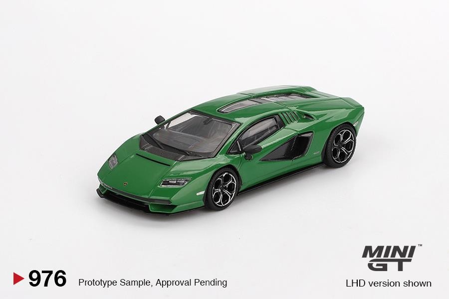 Lamborghini Countach LPI 800-4 Verde LHD 1:64 Blister Mini GT 00976BL