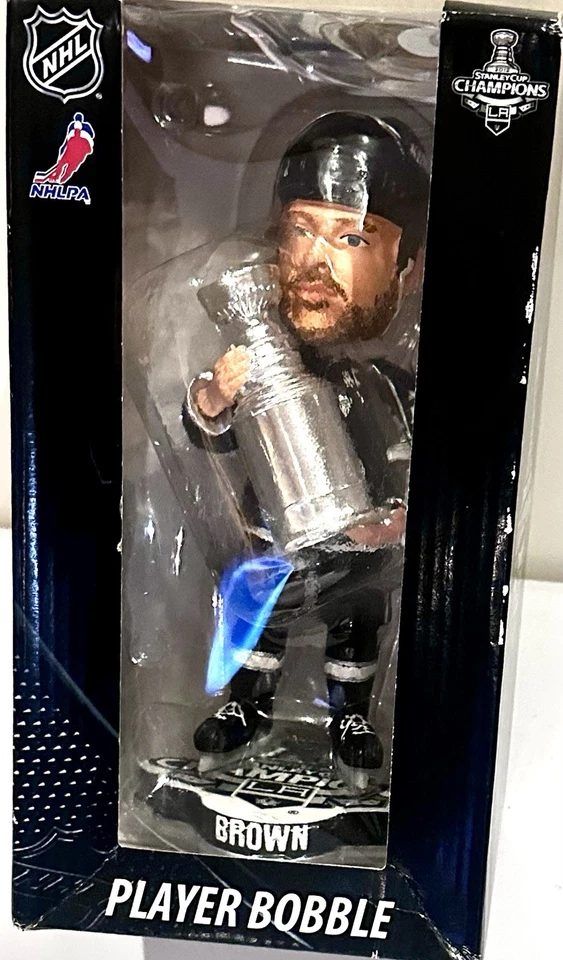 Los Angeles Kings 2012 Stanley Cup 4 Stars Bobble Heads And XL T Shirt - Image 4 of 4