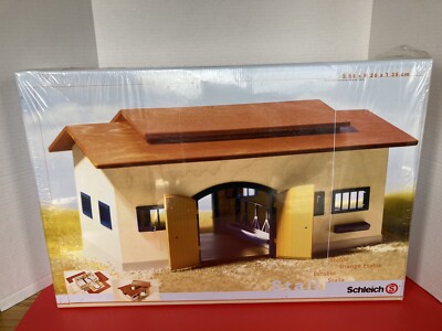Schleich 40165 Stable Retired Farm Life