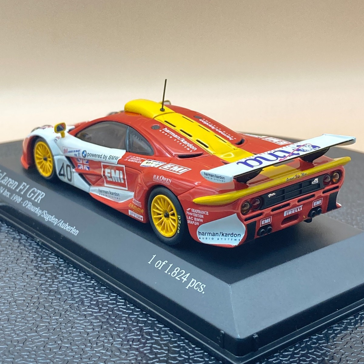 MINICHAMPS 1/43 McLaren F1 GTR 4th Le Mans 1998 #40 Team Davidoff
