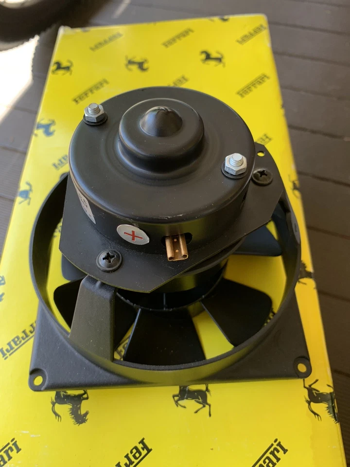 Ventilador refrigerador de óleo Ferrari Testarossa # 131510 genuíno SPAL.   NOVO ITEM NÃO USADO. 1986 - Imagem 2 de 4