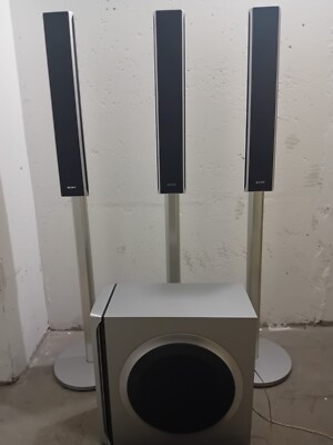 3 Boxen und ein subwoofer von der Marke Sony defekt