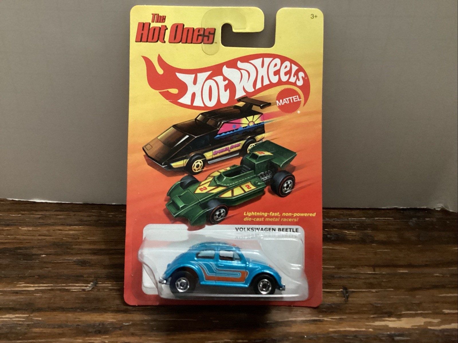 Hot Wheels 2012 Volkswagen Beetle Diecast Car The Hot Ones On Card 