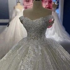 V-Neck Off Shoulder Appliques Wedding Dress Floor Length Sweep Train Bride Gown