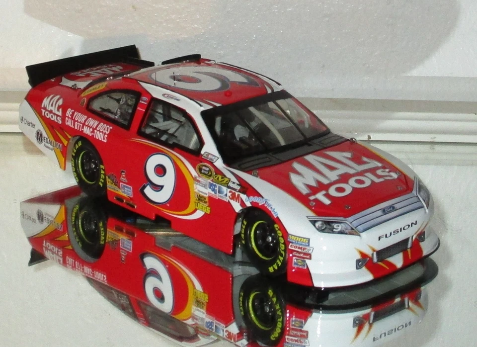 2012 样品 MARCOS AMBROSE #9 MAC 工具 AMPLE 汽车 非常罕见 无 DIN# 捐赠盒 — 第 3/4 张图片