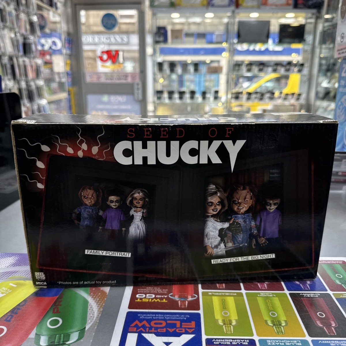 NECA Seed Of Chucky Family Box Set Original 80's #2 | eBay