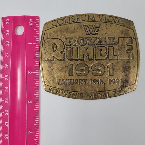 VTG WWF Royal Rumble Battle Royal 1991 Souvenir Medal No 1 Coliseum Video 90s - Picture 4 of 4