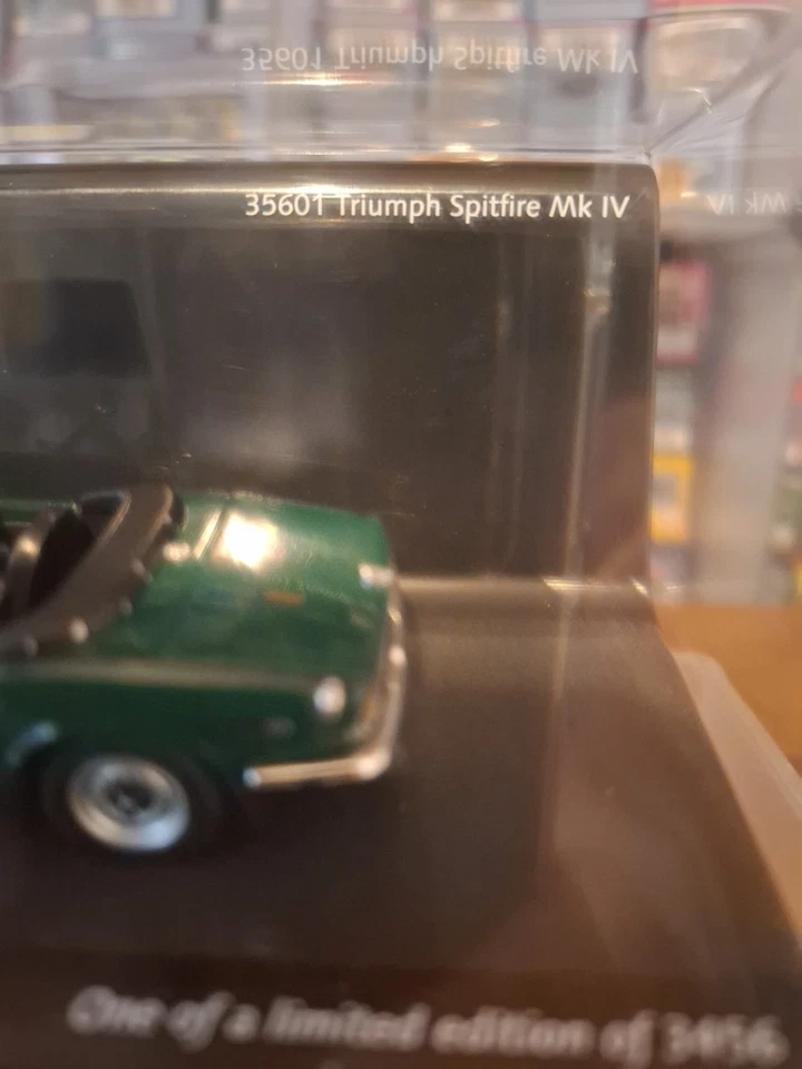 Vitesse 35601 - Triumph Spitfire Open Laurel Green Mk IV - No.0112 of 3456 - Image 3 of 4