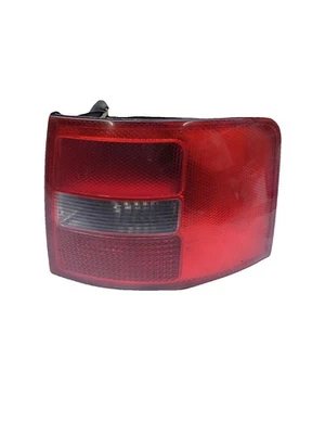 Feu arriere droit Audi ALLROAD A6ALLROAD 4B9945096D3FZ - Photo 1/4