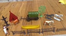 Vintage Plastic Cowboy And Indians Toy Figures Western Vintage Lot Of 35