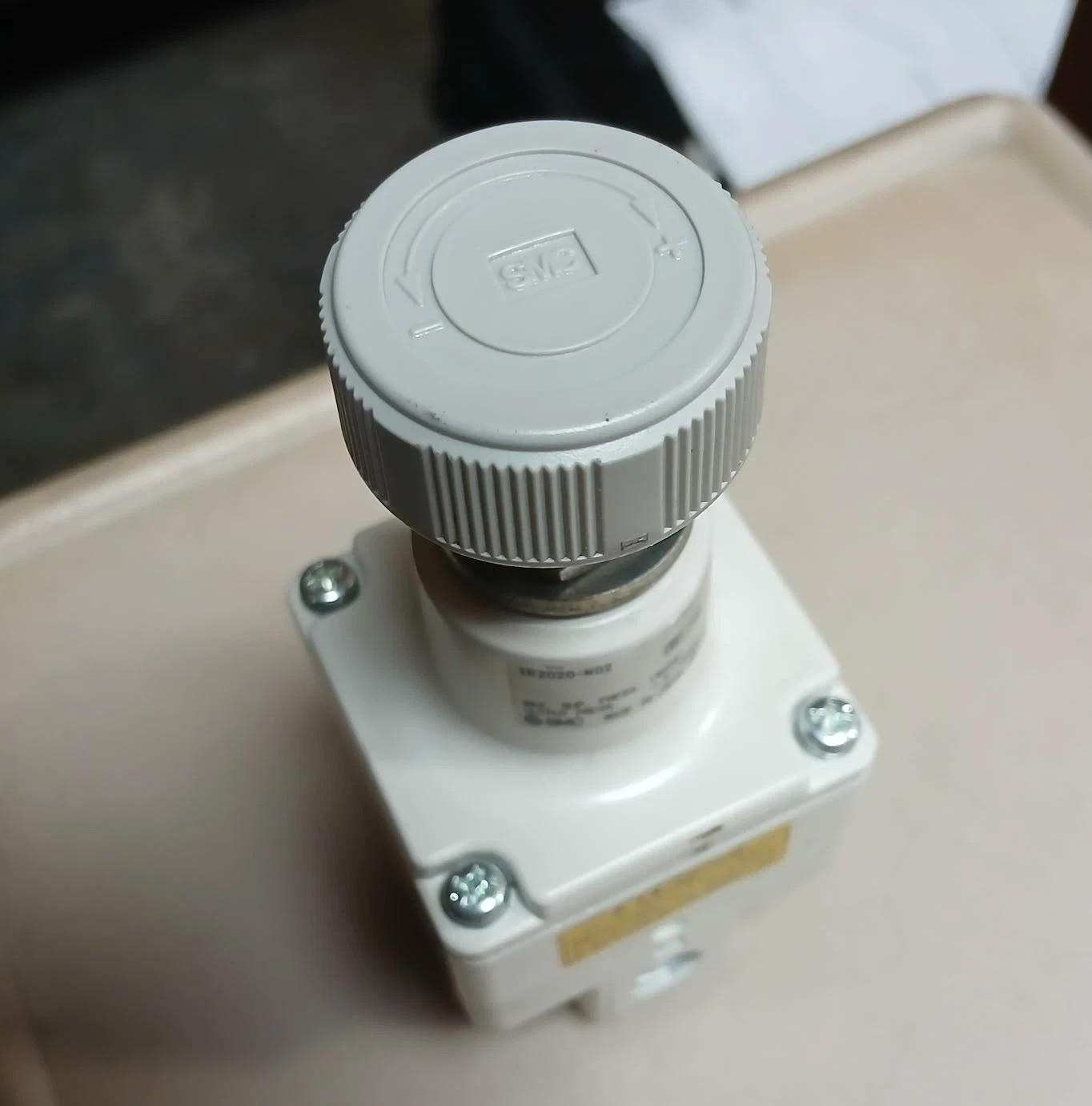 SMC IR2020-N02 Precision pressure regulator