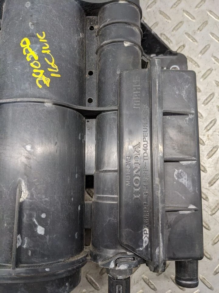 2016-2021 HONDA CIVIC FUEL VAPOR EVAPORATOR CHARCOAL CANISTER  OEM 1173910 - Image 3 of 4