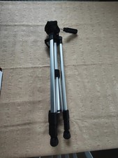 CAMERA TRIPOD