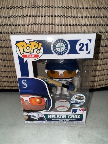Funko Pop! Vinyl: MLB Seattle Mariners - Nelson Cruz #21 Safeco Field Figure