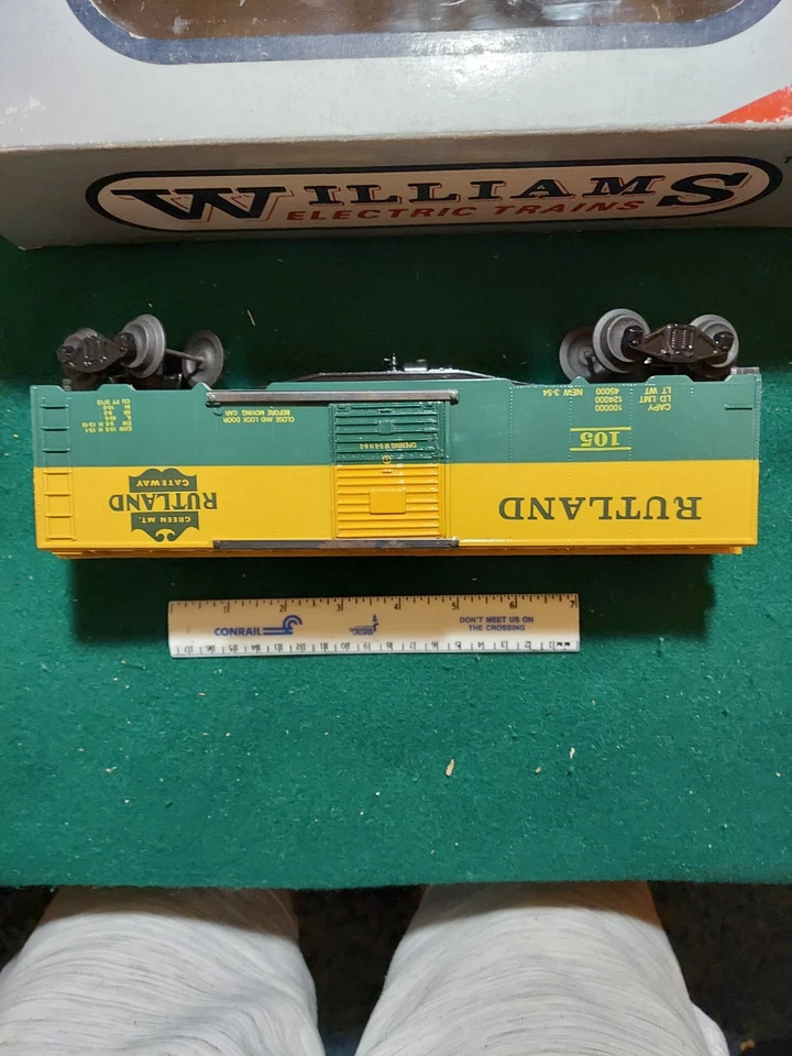 WILLIAMS #105 RUTLAND BOX CAR - Image 3 of 4