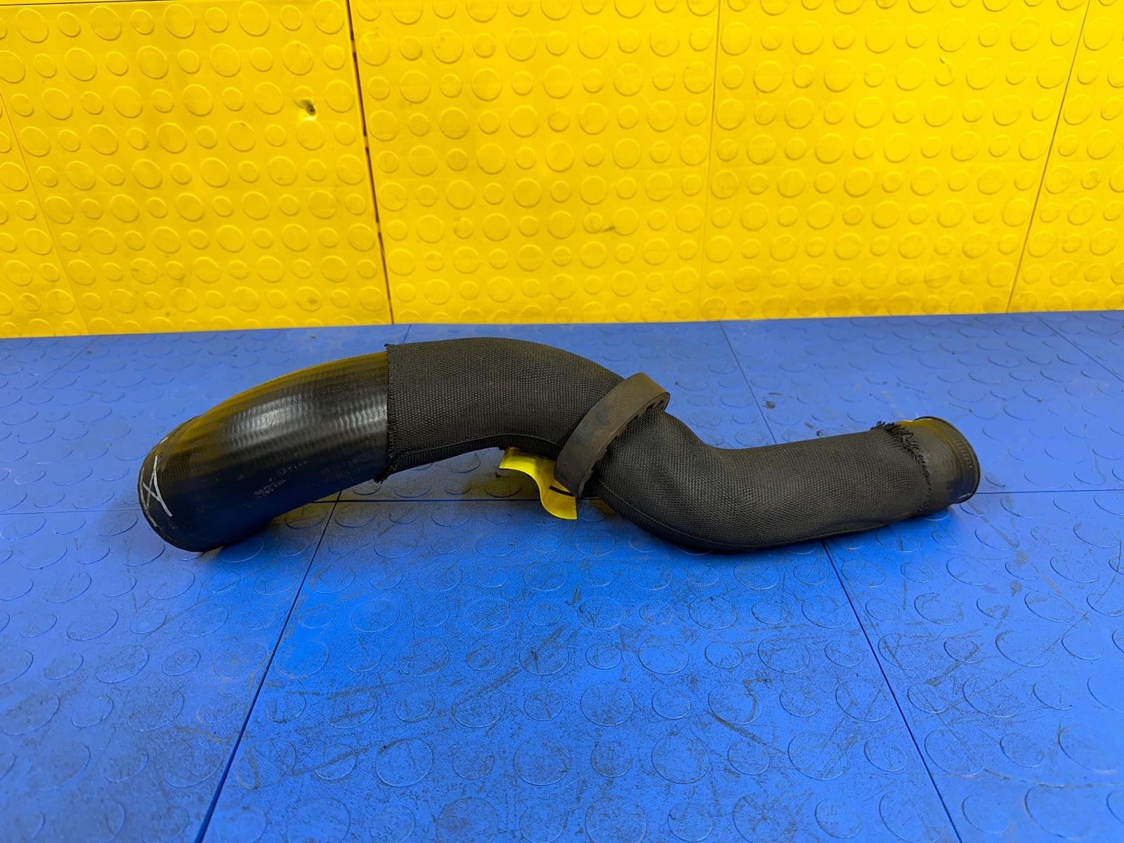 06 07 08 BENTLEY Continental GT Left Lower Intercooler Hose Pipe OEM 3W0145828F
