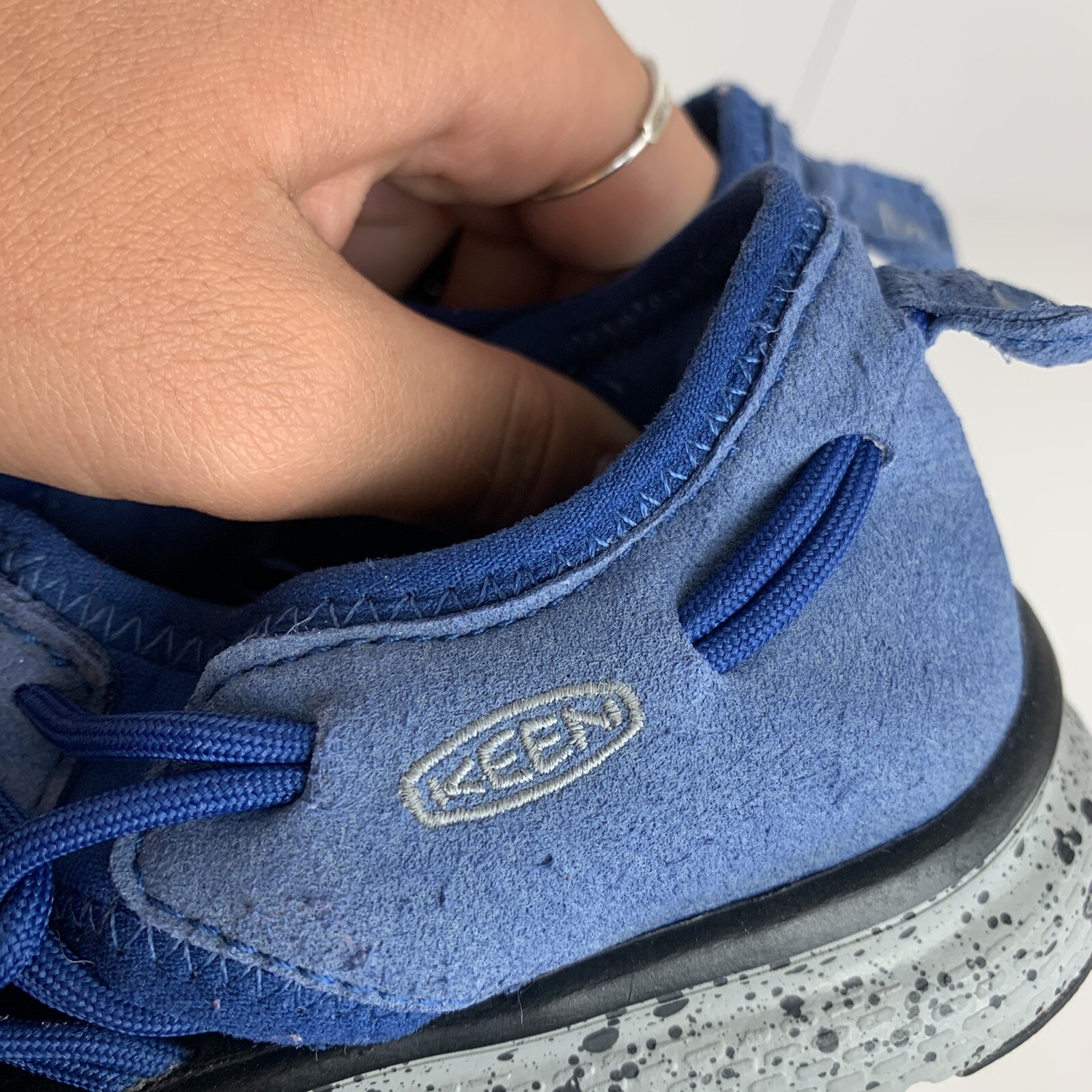 Keen Outdoor Antiodor Anatomical Footbed Water Hiking Shoe Size 2