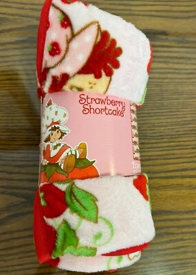 SANRIO Strawberry Shortcake 40 x 50 Inch SOFT Throw Travel Blanket NEW