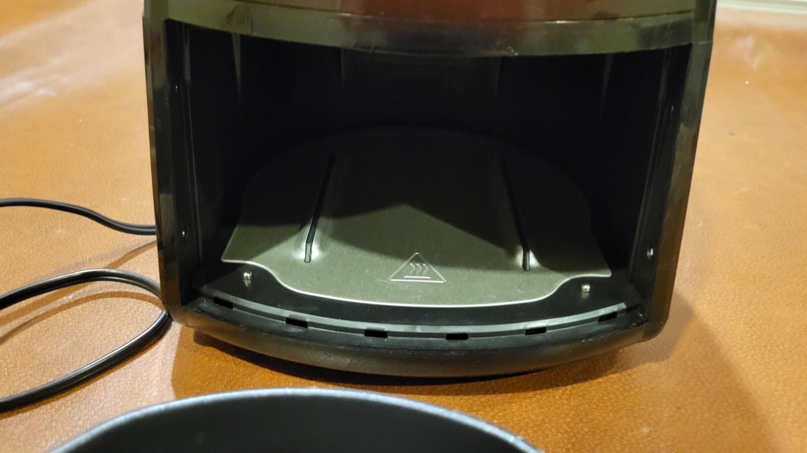 Bella 2.6qt Air Convection Air Fryer TXGDS14 14538 Black CLEAN ++ EUC