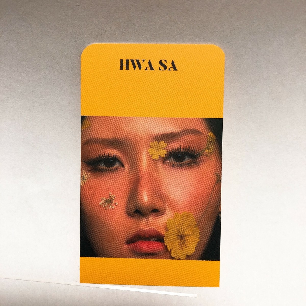 Mamamoo Moonbyul Solar Hwasa Official 9th Mini Album White