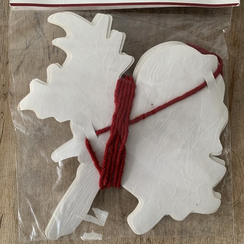 Vintage Past Times Frieze Paper Garland Robin Red Breast Brand New Sealed Rare - Picture 10 of 12