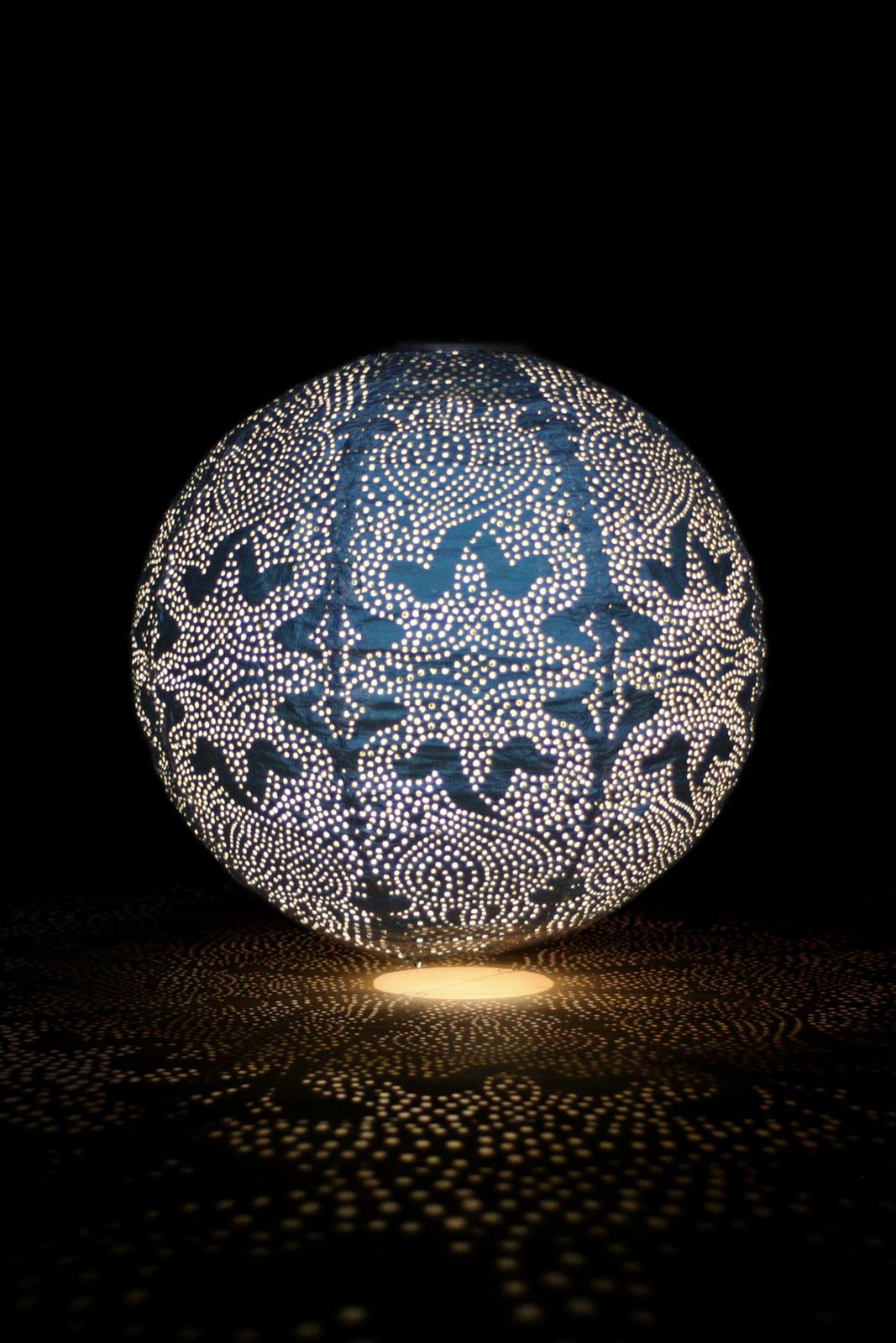 Solar Lantern - LED Outdoor Hanging & Table Light - Blue Globe