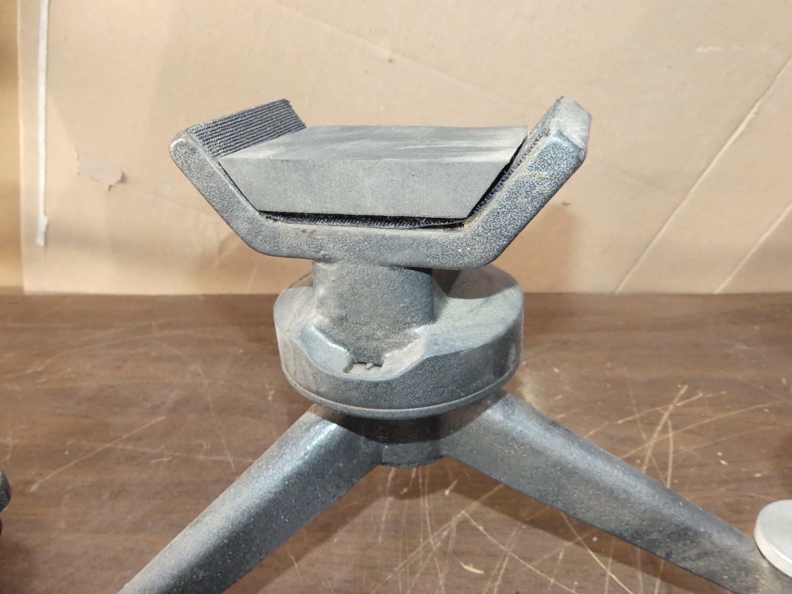 Front Shooting Rest for Big Guns with 3 point leveling