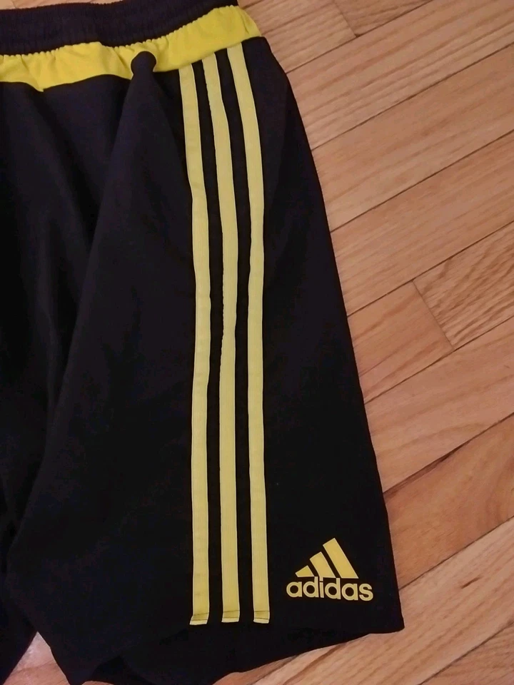 Columbus Crew SC MLS Adidas Adizero 2016 Women's Soccer Shorts Size M - Image 4 of 4