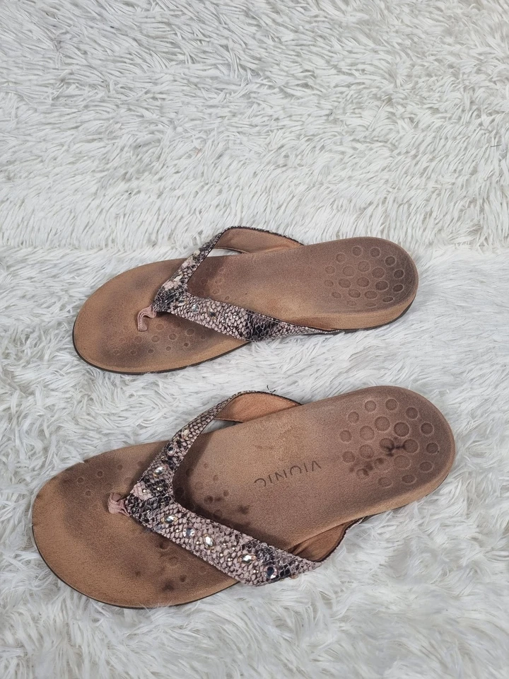 Vionic Lucia Sandals Womens Size 11 Wide Snakeskin Embellished Flip Flops Shoes - Image 4 of 4
