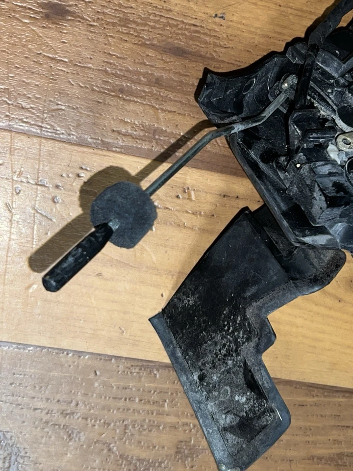 2004-2008 CHRYSLER CROSSFIRE DRIVER LEFT DOOR LOCK LATCH ACTUATOR OEM Foto 4 de 4