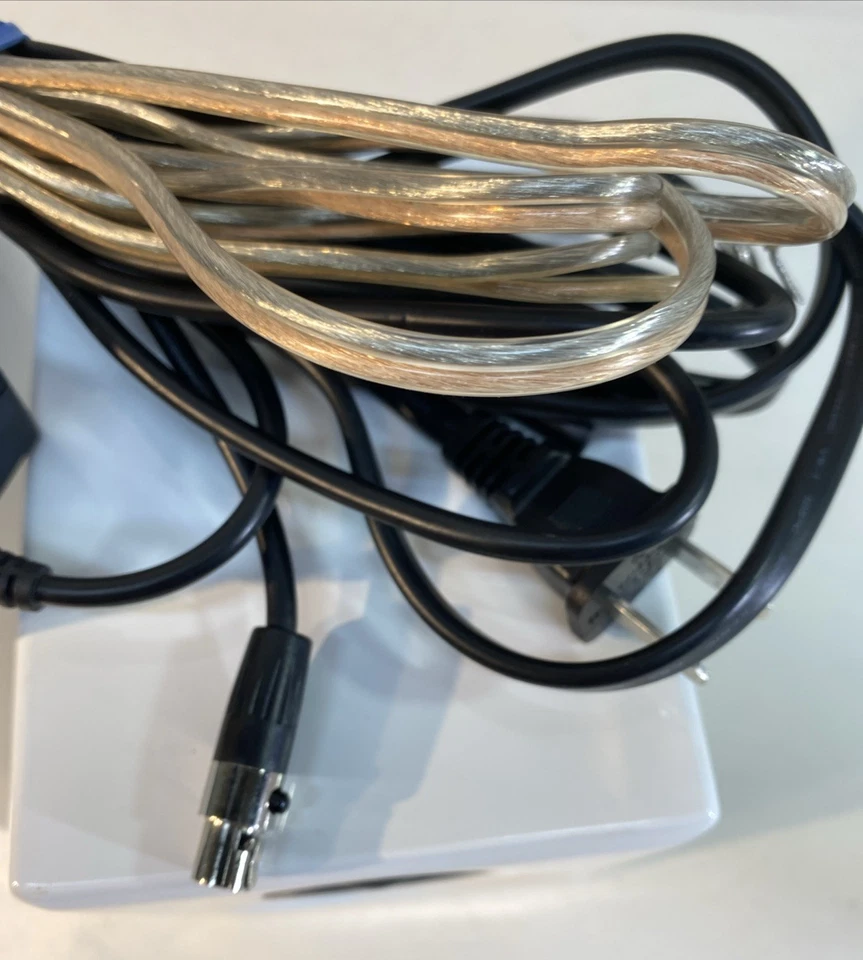 Audioengine A2+ Plus Wireless Bluetooth Desktop Monitor Speakers White - Image 4 of 4