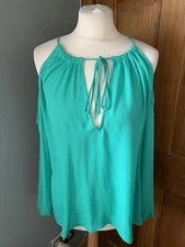 unbranded green Cold Shoulder blouse size M