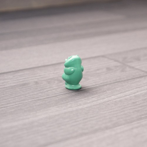 Jumanji Deluxe | Green Player Rhino Mover Figure Miniature | Official Game Piece - Picture 4 of 5