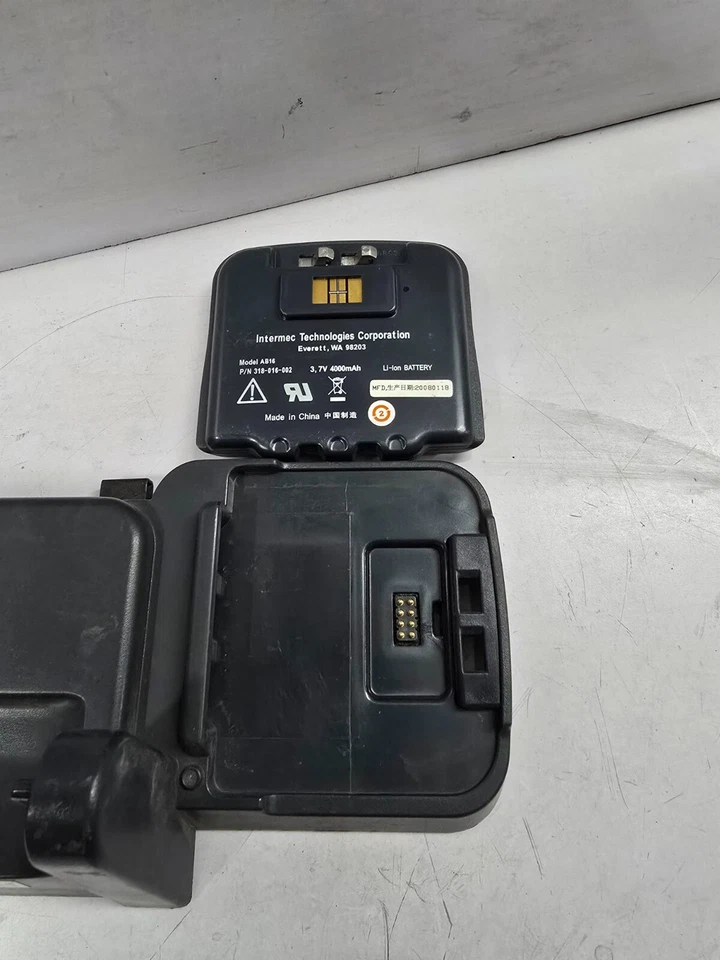 Intermec AD10 Battery Charger 12V 4A 871-025-001 AB16 318-016-002 - Image 4 of 4