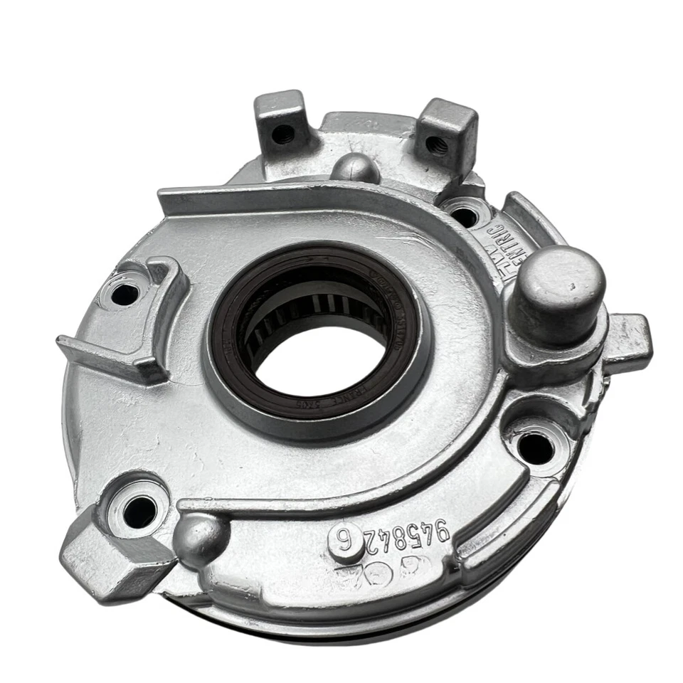 30650144  for Volvo C30 C70 S40 S60 S70 V50 V70 XC70 XC90 Oil Pump - Image 2 of 4