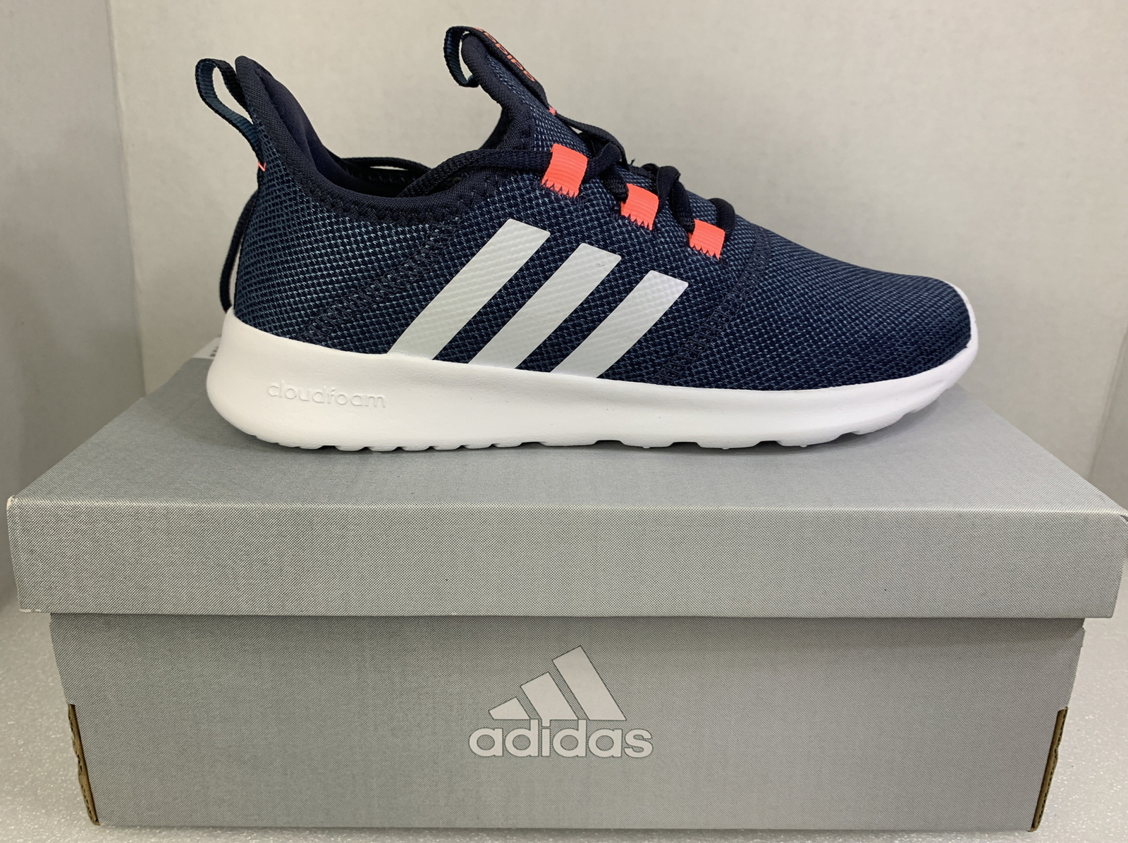 adidas cloudfoam navy