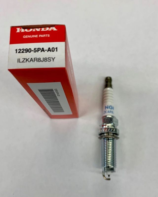 はっぱ 1PC 12290-6A0-A01 Spark Plug (DILKAR8P8SY) New Genuine For