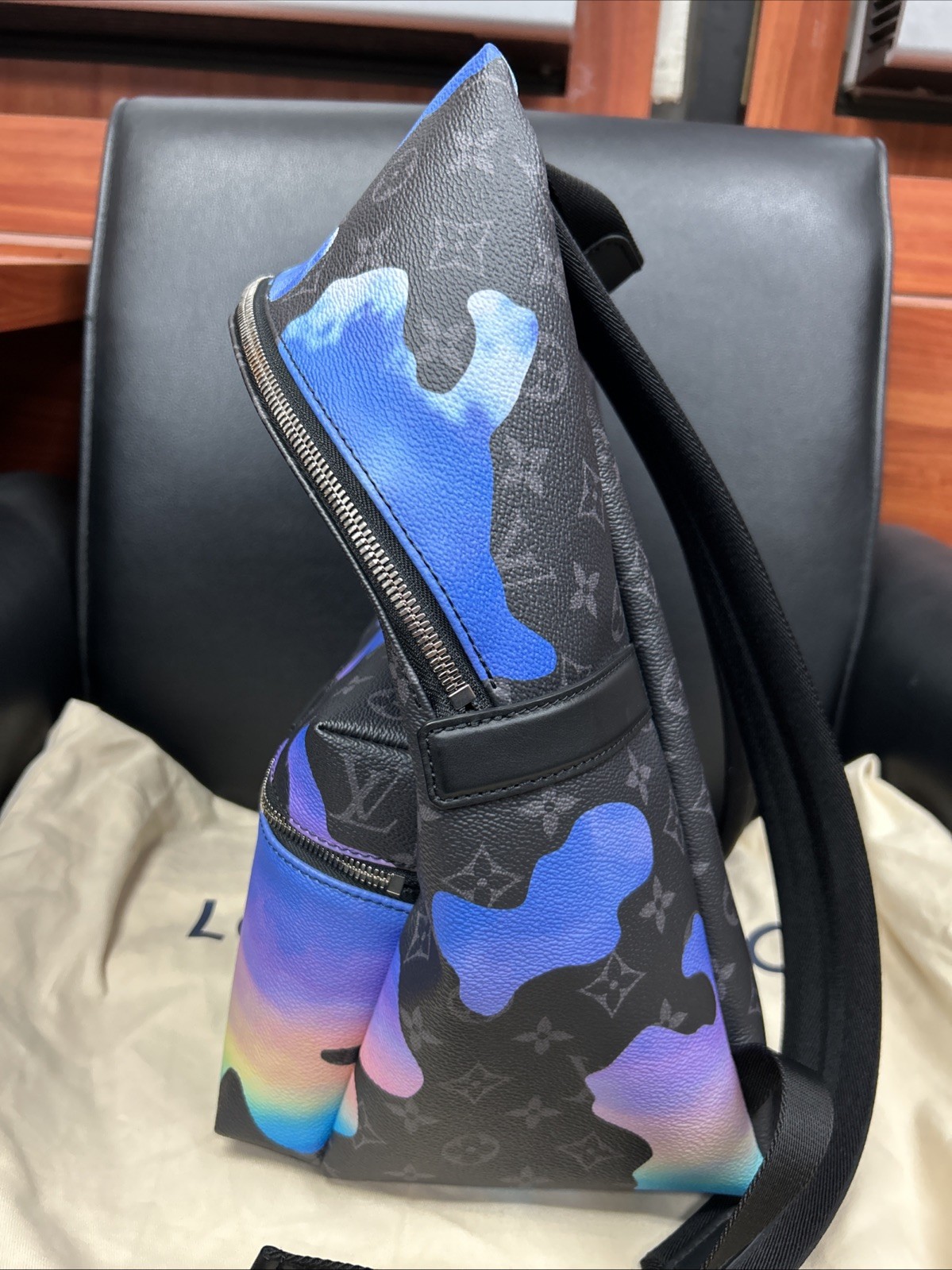 Louis Vuitton Monogram Eclipse Sunrise Discovery … - image 5