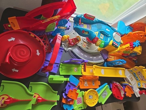 Vtech Go Go Smart Wheels Race Track Road Car Large Lot of Parts 43 Pieces