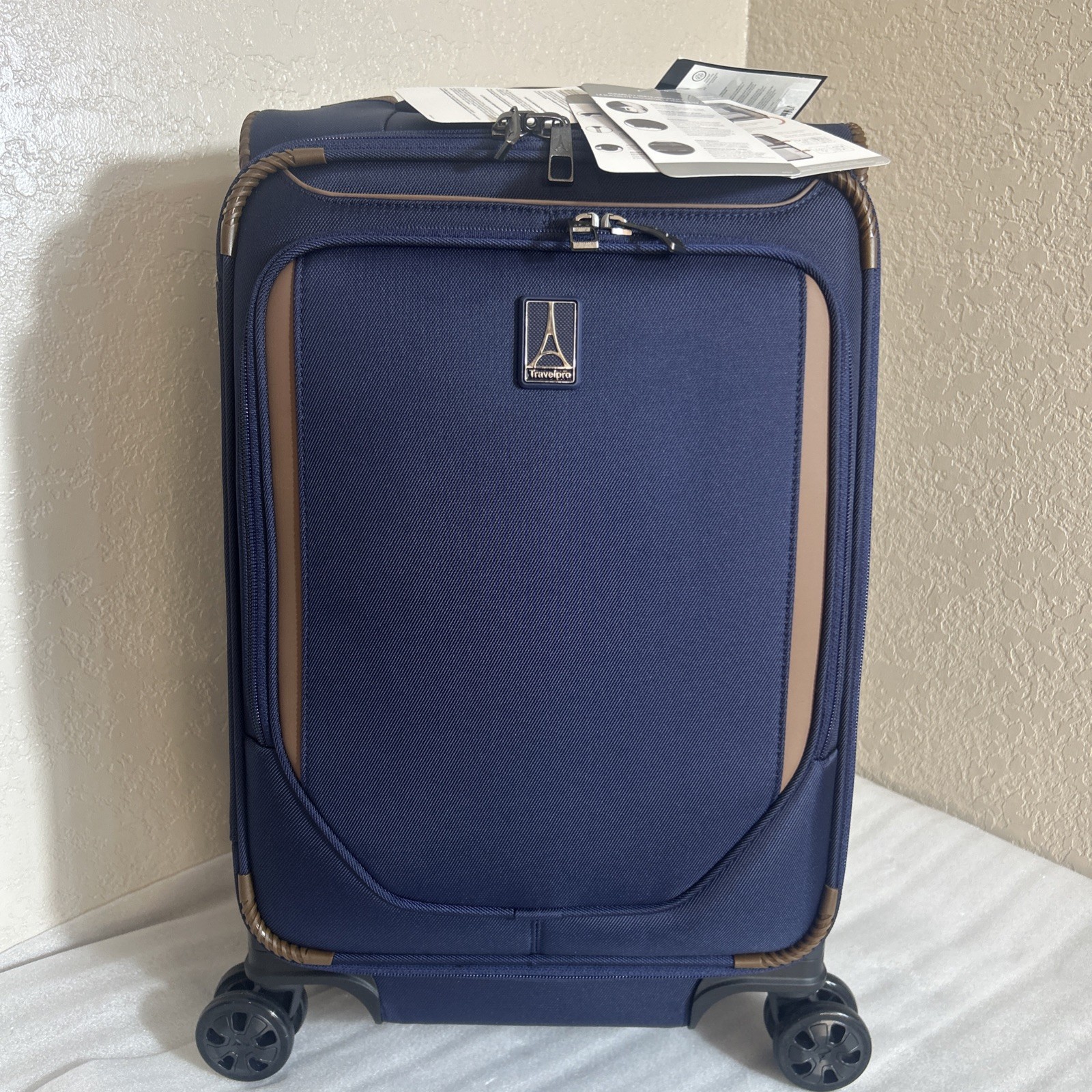 Travelpro Crew Classic Compact Carry-On Expandable Spinner 2