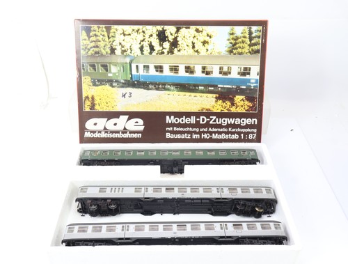 E2699 Ade H0 B-33301-3 u.a. 3x Personenwagen Reisezugwagen Silberling DB / Licht | Condition: Gebraucht