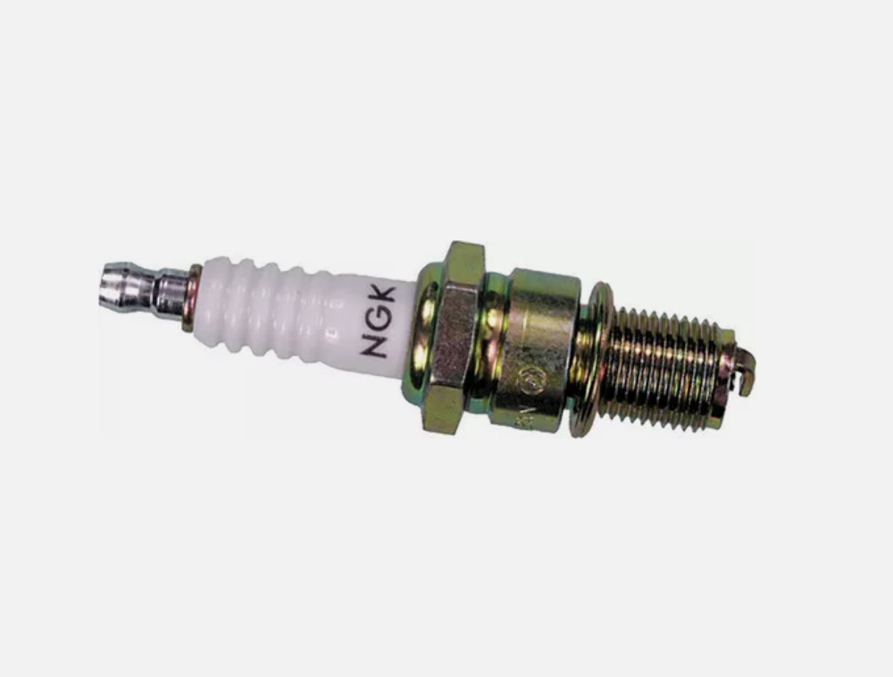 1977-1997 NGK Standard Spark Plug DP9EA-9 6629 QTY 2 for Suzuki Kawasaki Yamaha