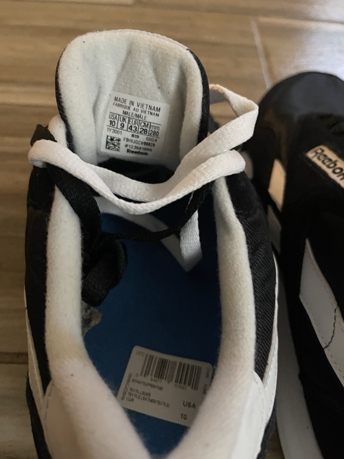 Reebok Men’s Shoes Sz 10 NWOB